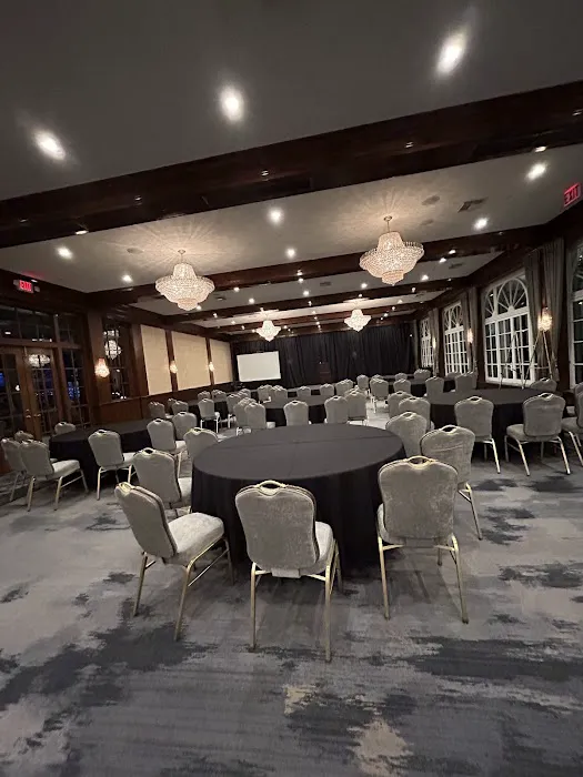 The Drake Oak Brook 4