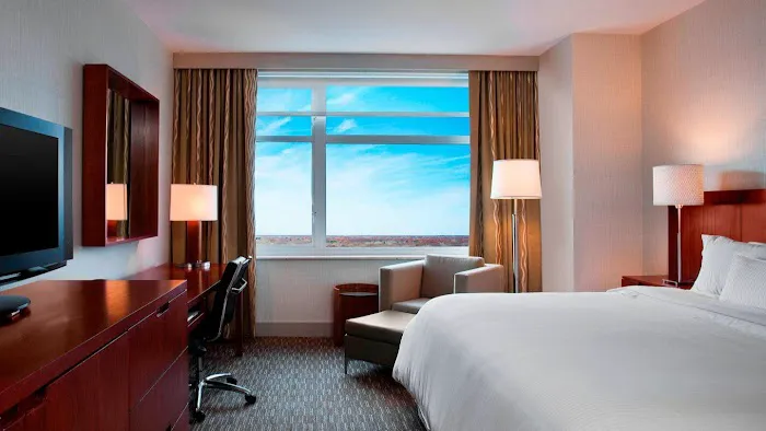 The Westin Chicago Lombard 4
