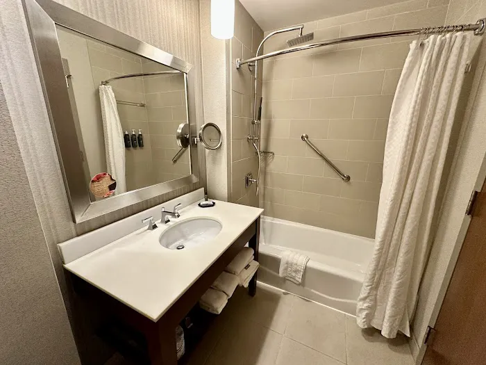 The Westin Chicago Lombard 4