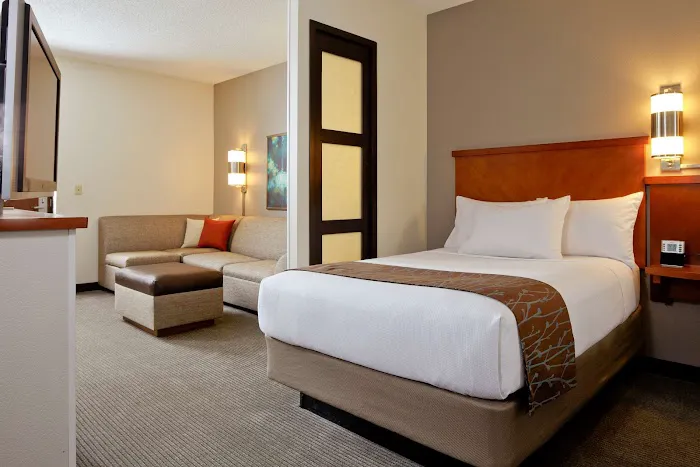 Hyatt Place Chicago/Lombard/Oak Brook 4