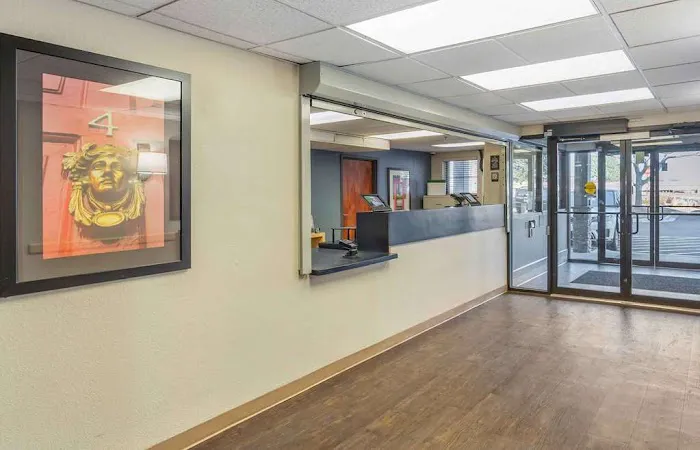 Extended Stay America Select Suites - Chicago - Downers Grove 4