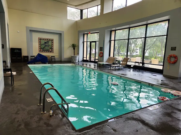 DoubleTree Suites by Hilton Hotel & Conference Center Chicago-Downers Grove 4