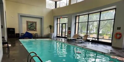 DoubleTree Suites by Hilton Hotel & Conference Center Chicago-Downers Grove