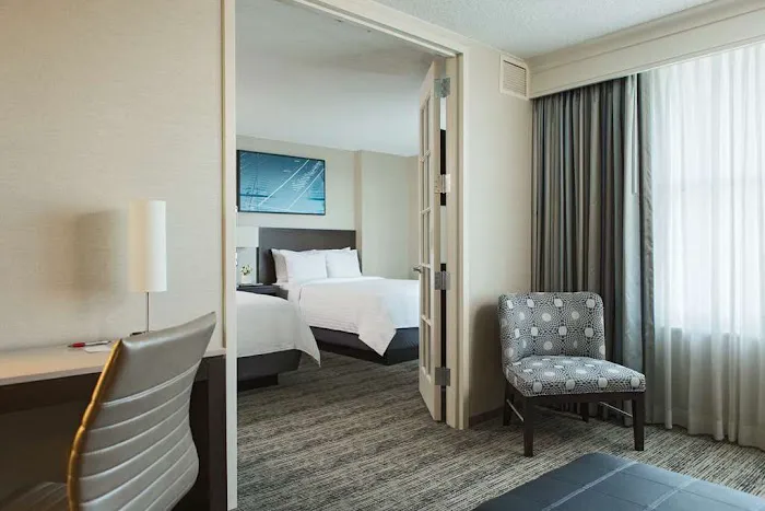 Homewood Suites by Hilton Downers Grove Chicago 4