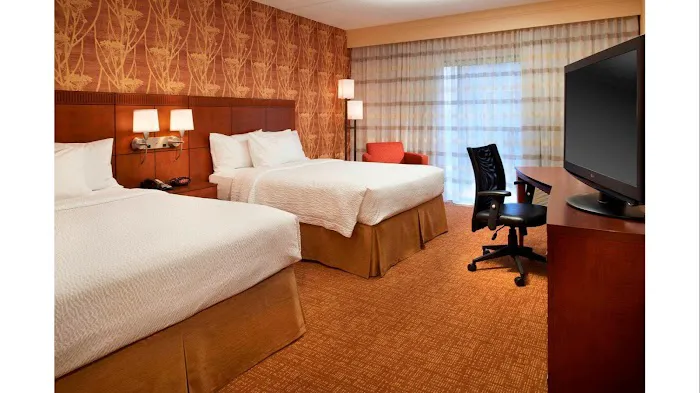 Courtyard Chicago Oakbrook Terrace 4