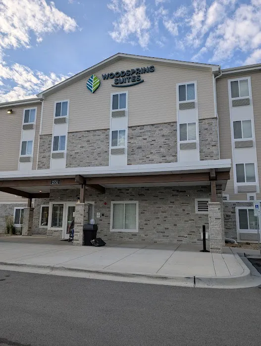 WoodSpring Suites Downers Grove - Chicago 4