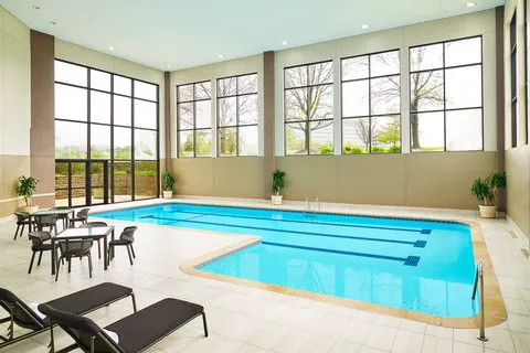 Sheraton Lisle Naperville Hotel 4