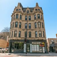 The Neighborhood Hotel Lincoln Park ico