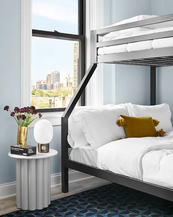 The Neighborhood Hotel Lincoln Park 5