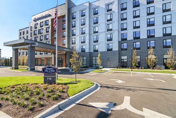 Hampton Inn & Suites Chicago Medical District UIC 5