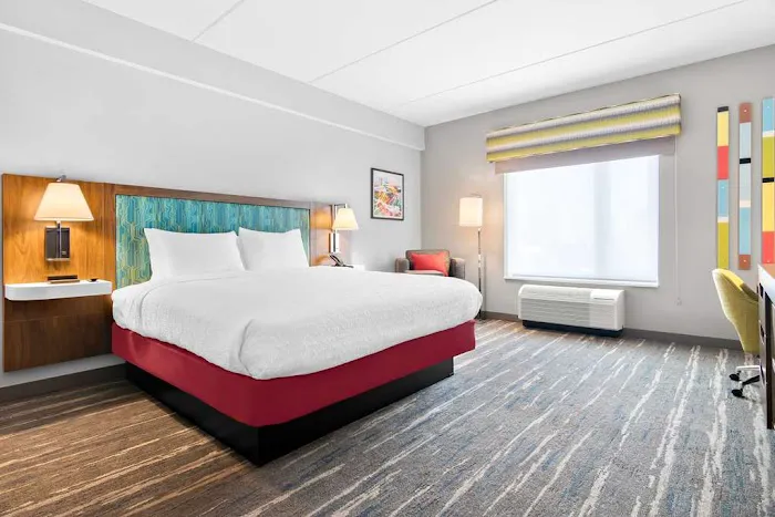 Hampton Inn & Suites Chicago Medical District UIC 5