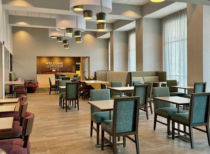 Hampton Inn & Suites Chicago Medical District UIC 5