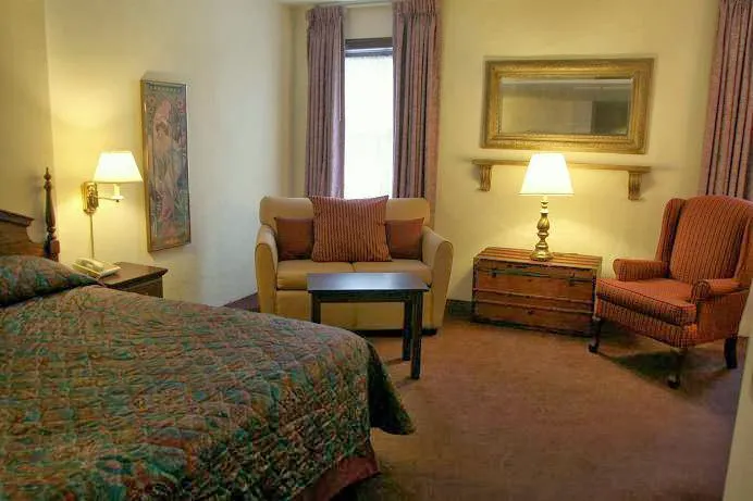 The Write Inn 4