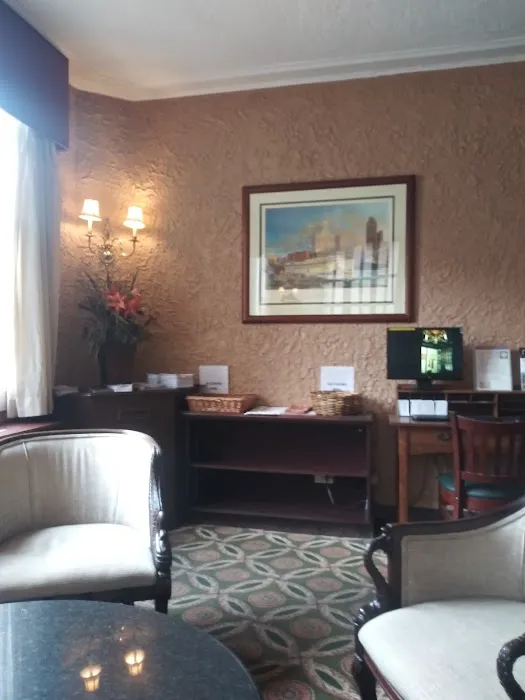 The Write Inn 4