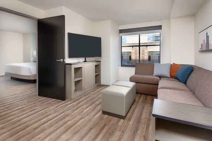 Hyatt House Chicago / West Loop-Fulton Market 5