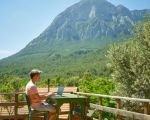 How Hotels Are Adapting to Bleisure Travel | Work and Leisure Combined