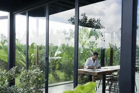 How Hotels Are Using Renewable Energy to Improve Sustainability