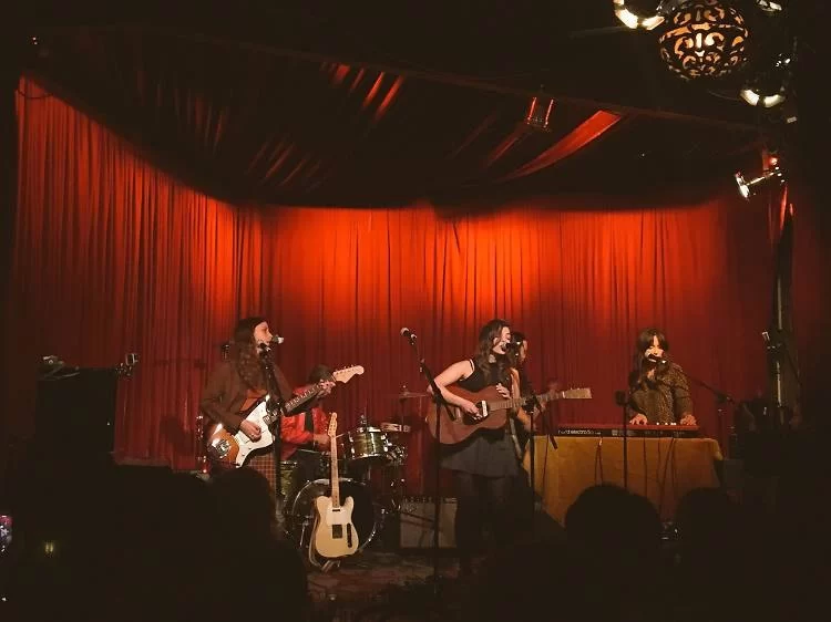 Hotels That Offer Local Folk Music Evenings