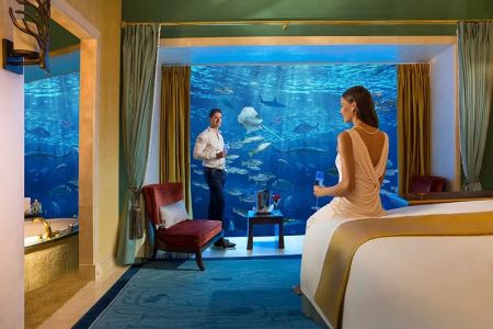 Hotels That Provide In-Room Water & Visual Environments for a Relaxing Stay