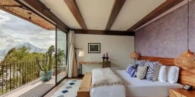 Hotels That Provide In-Room Bonsai or Plant Gifts – Unique Stays for Nature Lovers