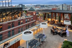 Best Hotels That Host Rooftop Silent Concerts for a Unique Experience