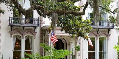 Hotels in Savannah with Historic Charm