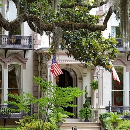 Hotels in Savannah with Historic Charm