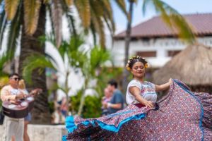 Hotels That Offer Immersive Local Dance Evenings for Cultural Travelers