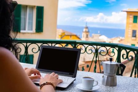 Hotels That Cater to Remote Workers: Perfect Work & Vacation in One