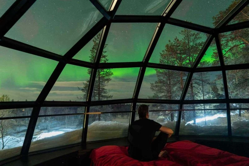 Hotels That Provide Stargazing Kits in Room for a Unique Experience