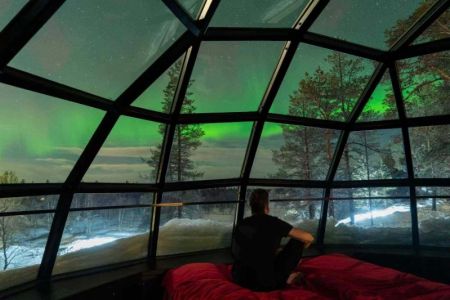 Hotels That Provide Stargazing Kits in Room for a Unique Experience