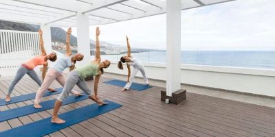 Hotels That Host Roof Garden Yoga – Experience the Serenity of Rooftop Yoga at Hotels