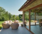 Hotels with Indoor & Outdoor Transition Spaces: Blending Comfort and Nature