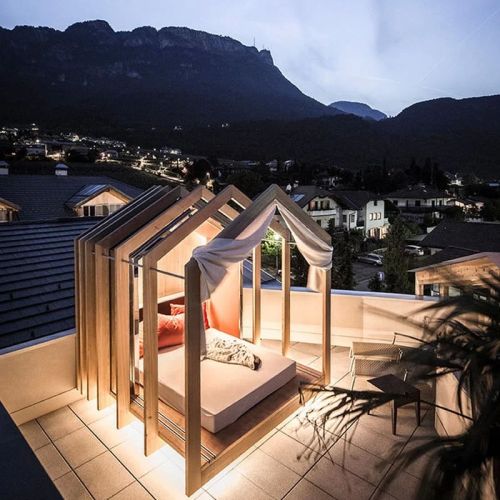 Hotels That Host Rooftop Stargazing Sessions in the U.S.