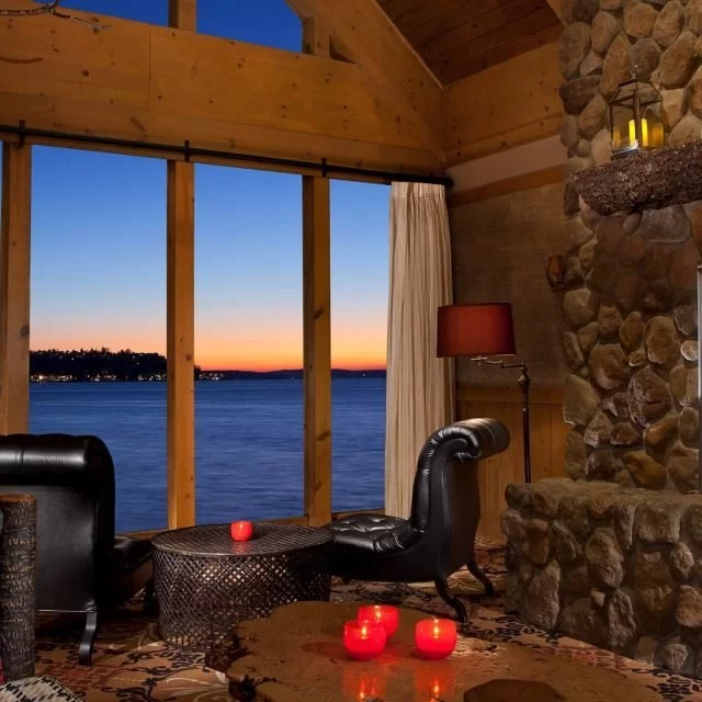 Hotels Offering Local Multi-Art Experiences for Immersive Getaways