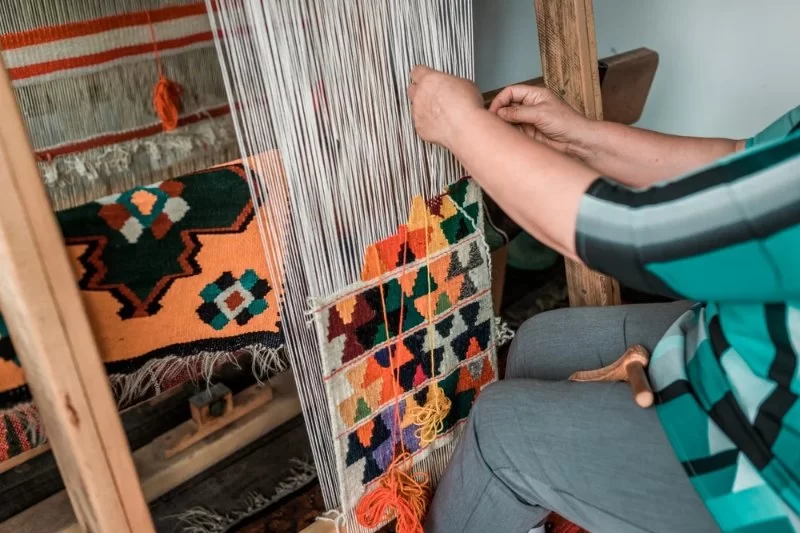 Hotels with Local Weaving & Textile Workshops for a Unique Cultural Experience