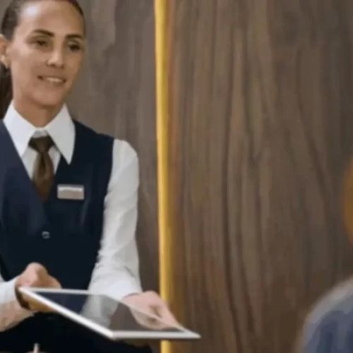How Hotels Are Building Digital Concierge Services to Enhance Guest Experience
