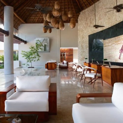 Hotels That Host Local Artisan Markets