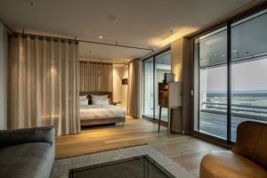 How Hotels Are Rethinking Standard Room Layouts for Modern Travelers