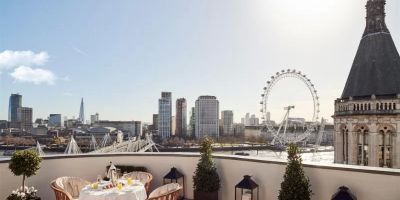 Hotels with City Skyline Views for Less: Affordable Luxury Stays