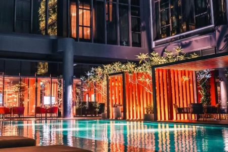 Hotels Near Major Concert Venues: Top Picks and Tips