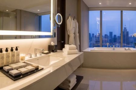 Hotels with Minimalist Design That Feel Luxurious: A Guide to the Best Stays