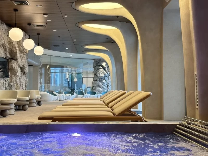 Hotels That Feature Kinetic Art Installations: A Unique Blend of Art and Hospitality